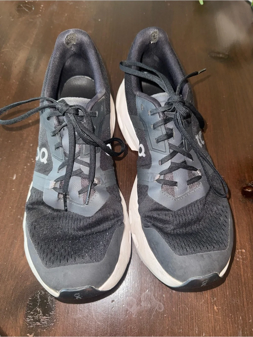 On Cloud Cloudpulse Black Women’s Training Shoes 11 USED
